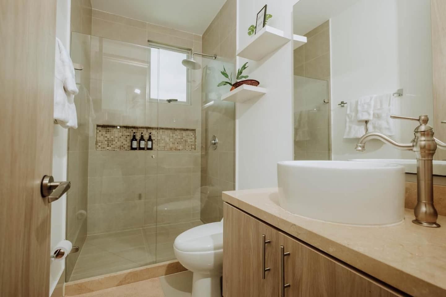 Сasa de vacaciones Beachfront 2br Luxury Living Walk Everywhere