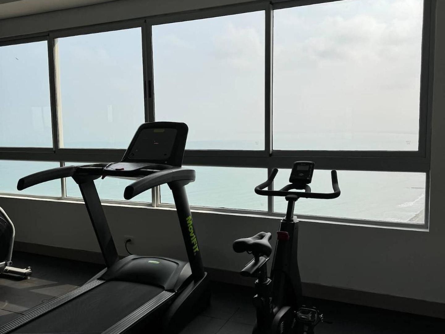 Beachfront 2br Luxury Living Walk Everywhere Сasa de vacaciones Cartagena